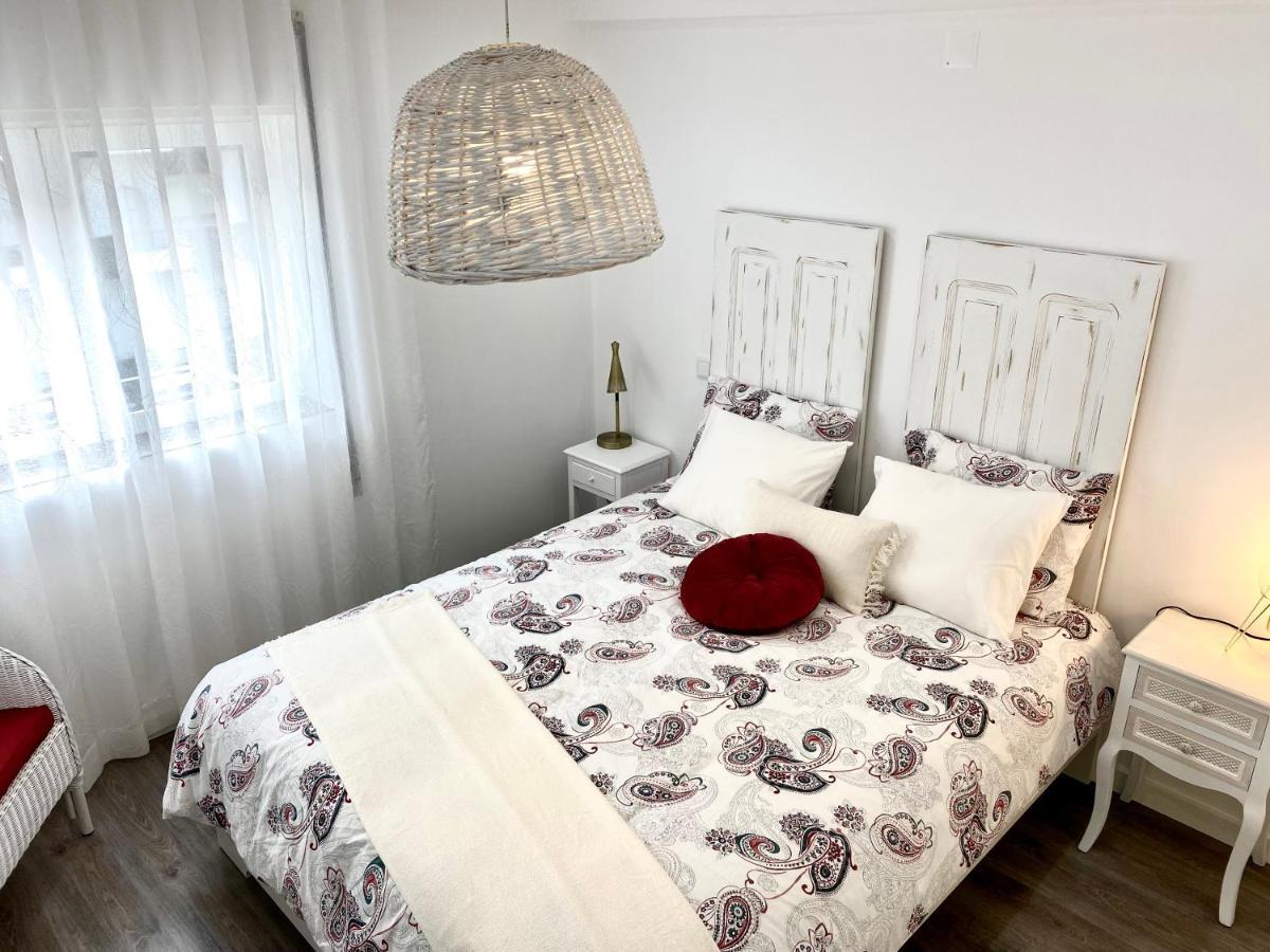 Red Apartment Em Fatima A 250M Do Santuario Exterior photo