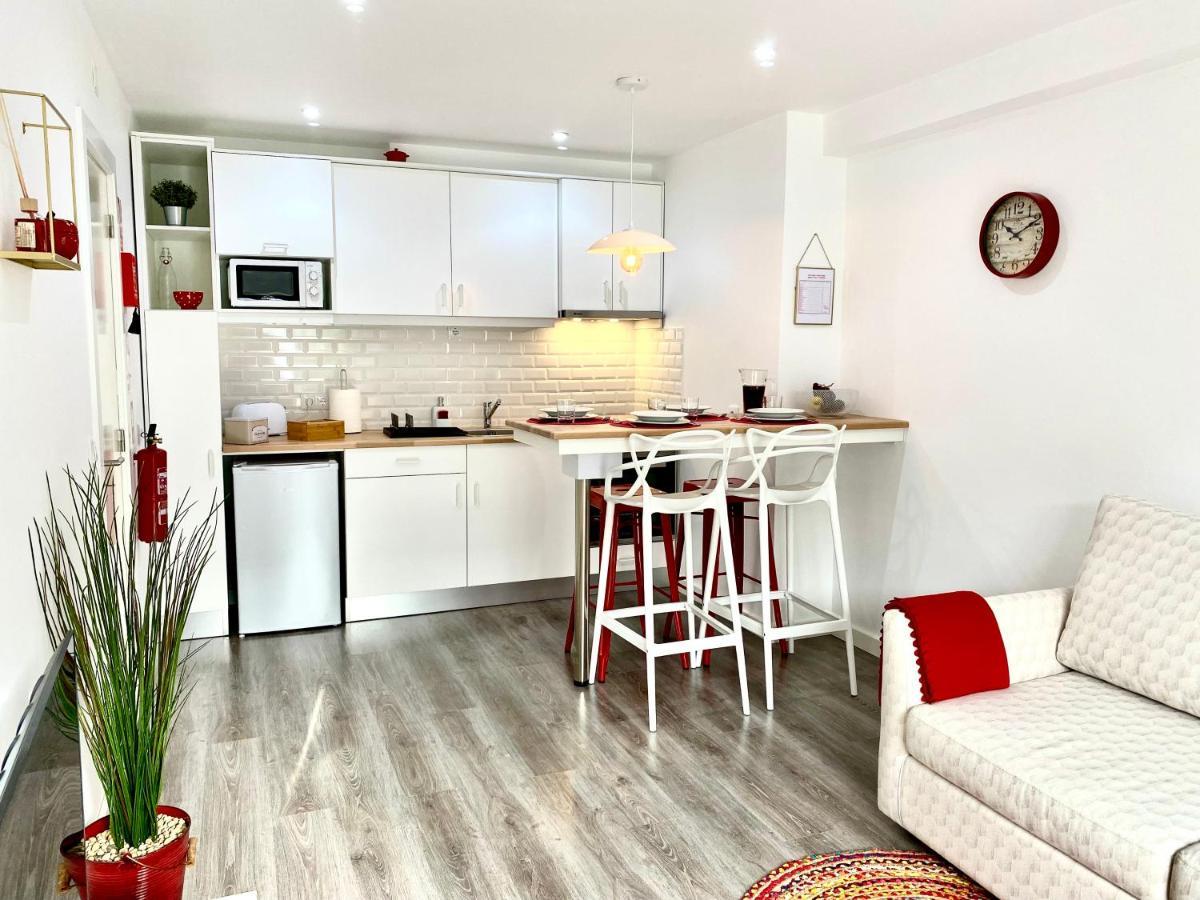Red Apartment Em Fatima A 250M Do Santuario Exterior photo