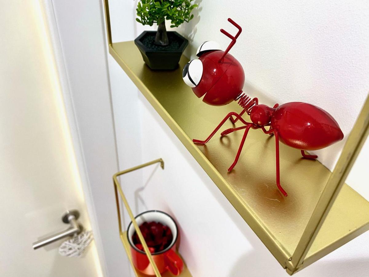 Red Apartment Em Fatima A 250M Do Santuario Exterior photo